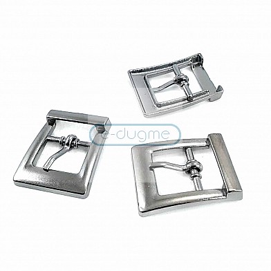 Metal tongue outlet buckles